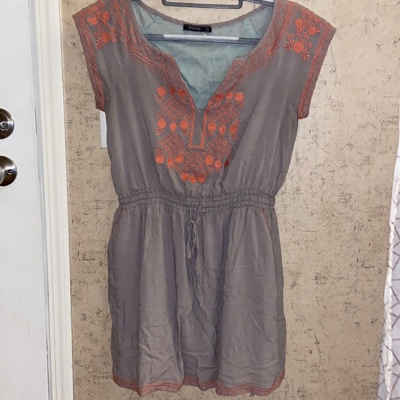 Women’s large romper Theme - Picture 1 of 6